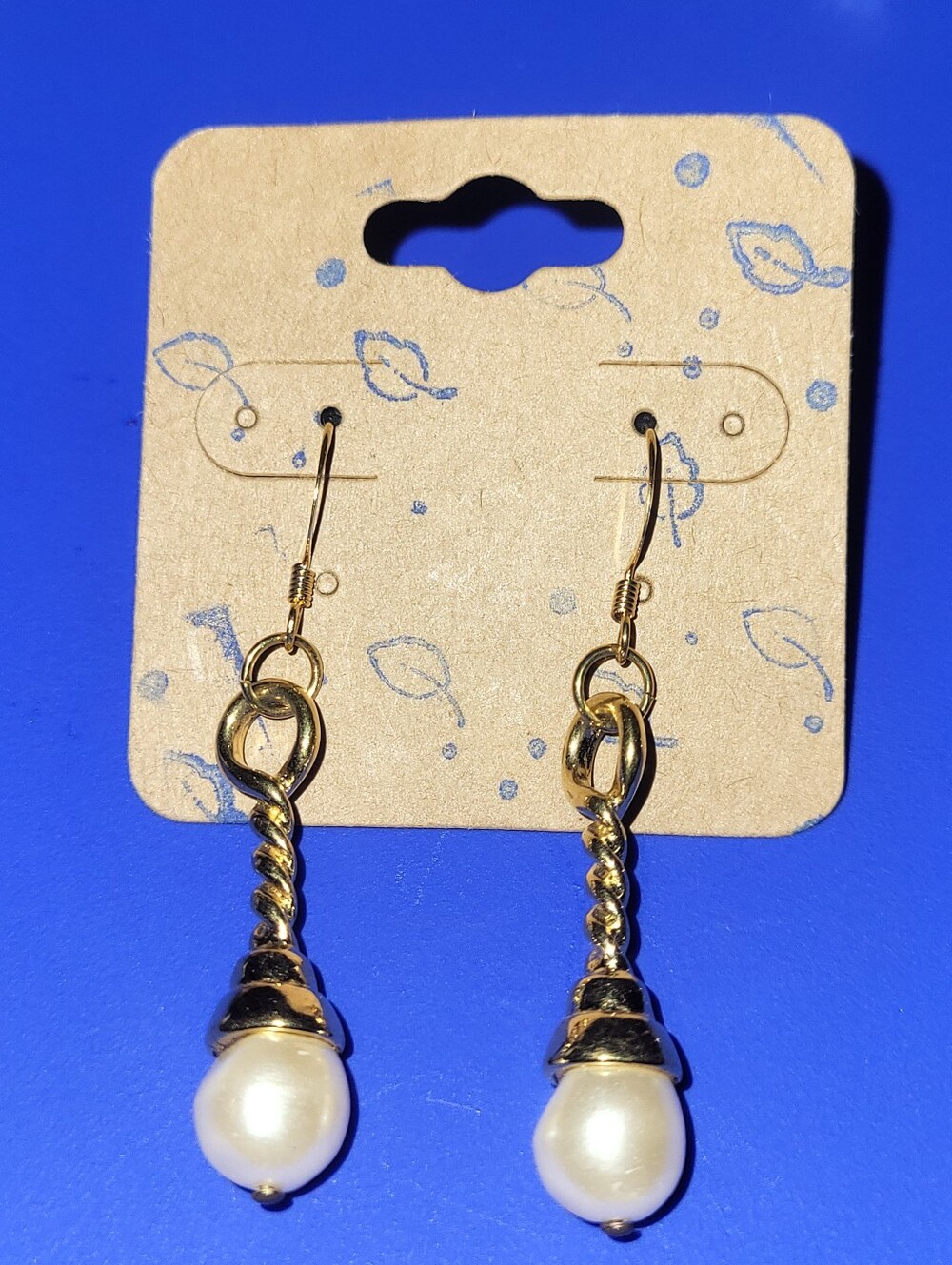 Vintage 80s Gold Tone Twisted Dangle Earrings White Faux Pearl Drop